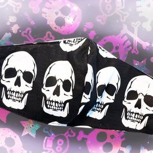 High Quality Face Mask in Skull Print